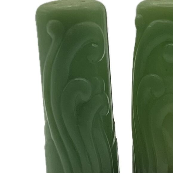 Vintage mini salt and pepper shakers set of two - Picture 7 of 12